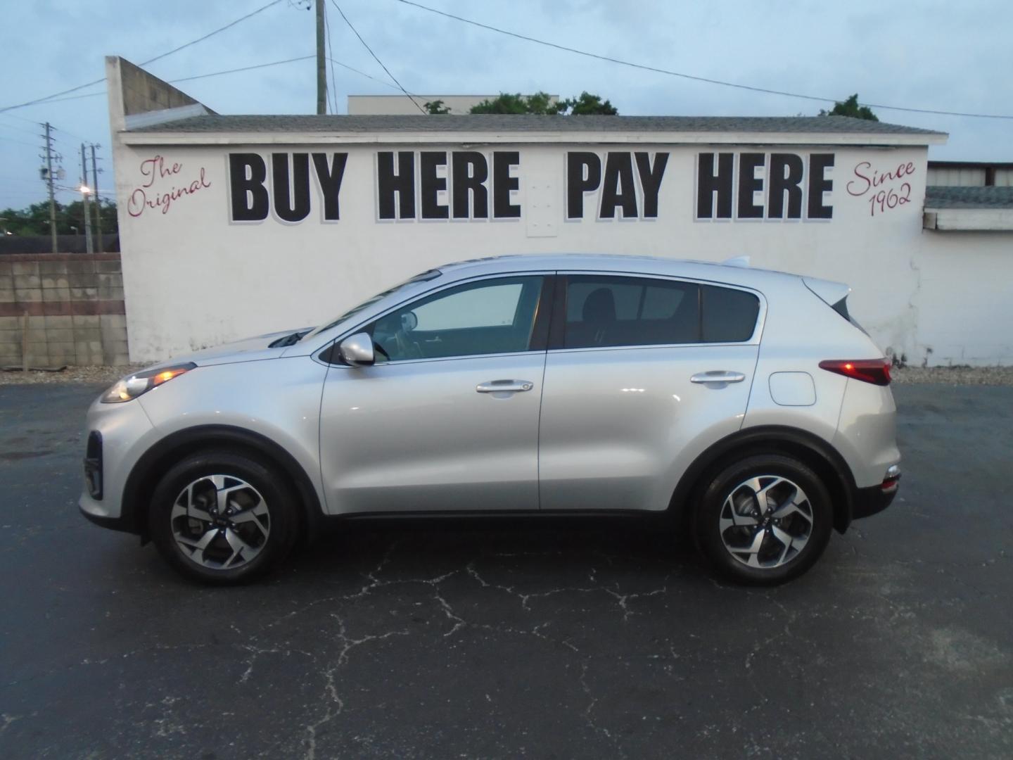 2020 Kia Sportage (KNDPM3AC4L7) , located at 6112 N Florida Avenue, Tampa, FL, 33604, (888) 521-5131, 27.954929, -82.459534 - Photo#0